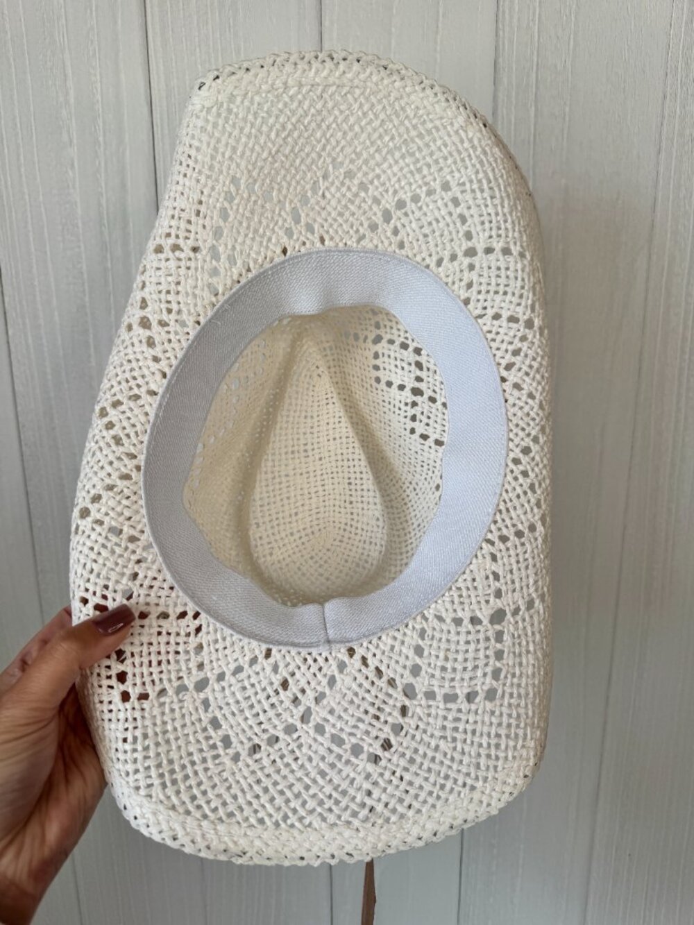TOVOSO White Straw Cowboy Hat Beaded Western Wide Brim Sun Hat NWT - Picture 4 of 5
